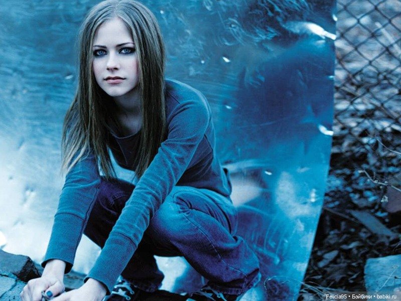 Моя Avril Lavigne но ещё в процессе (фото 3)
