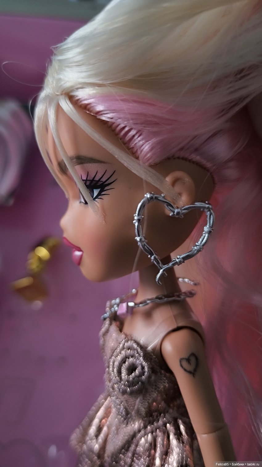 У меня появилась Bratz!) Karol G (фото 5)