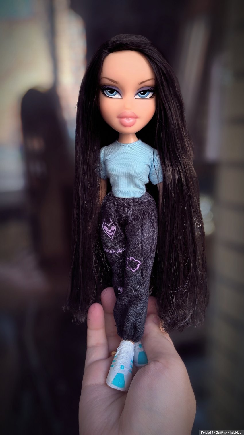 Ещё одна Братц. Peyton которая Меган Фокс