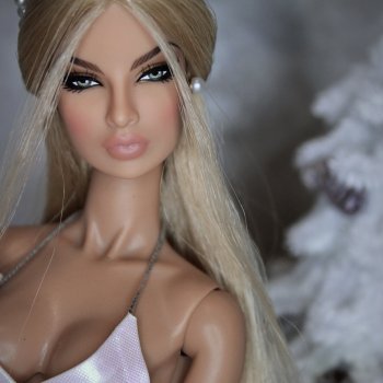 Немножко Евгении в новом образе