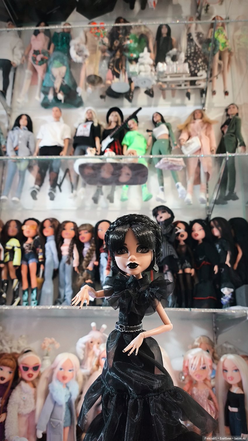 Wednesday 2.0 Rave'n — Куклы Monster High и Ever After High: G1 (фото 3)