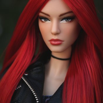 Dc Supermodel разрывает просто в сердечко