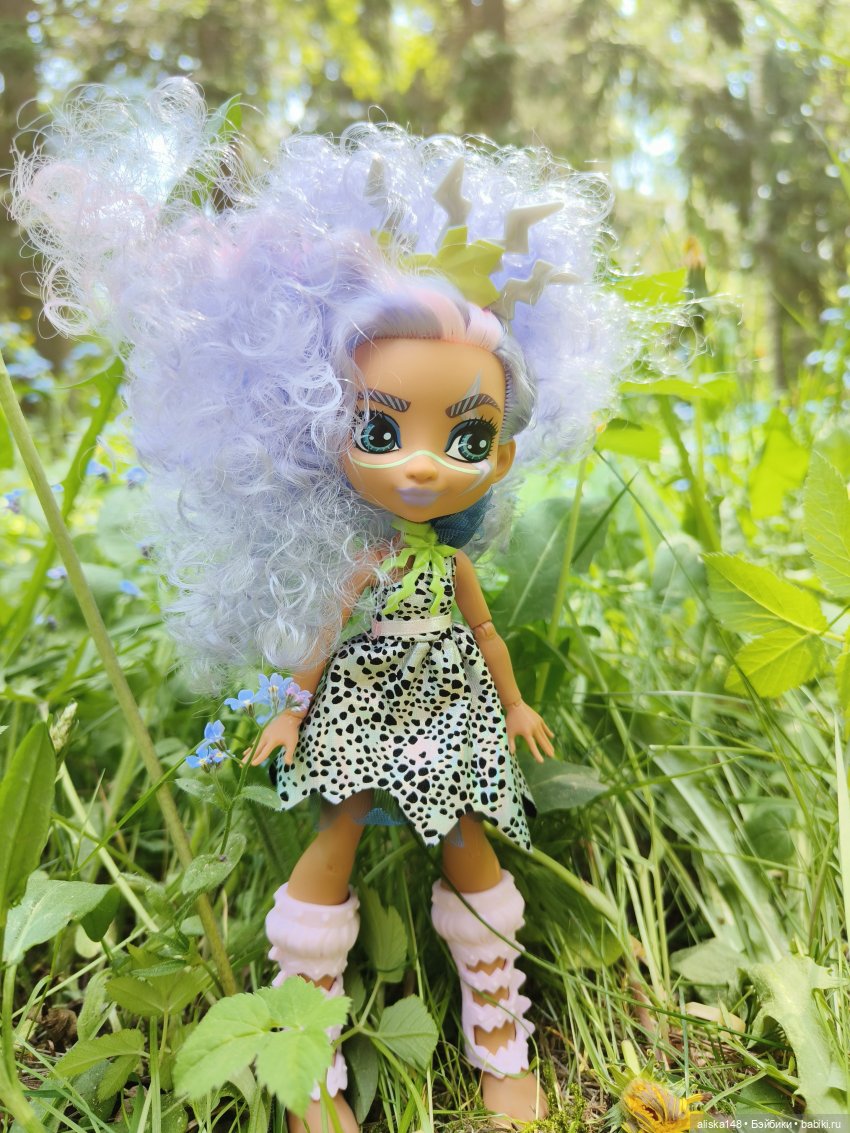 Цветы и куклы. Теперь пещерки