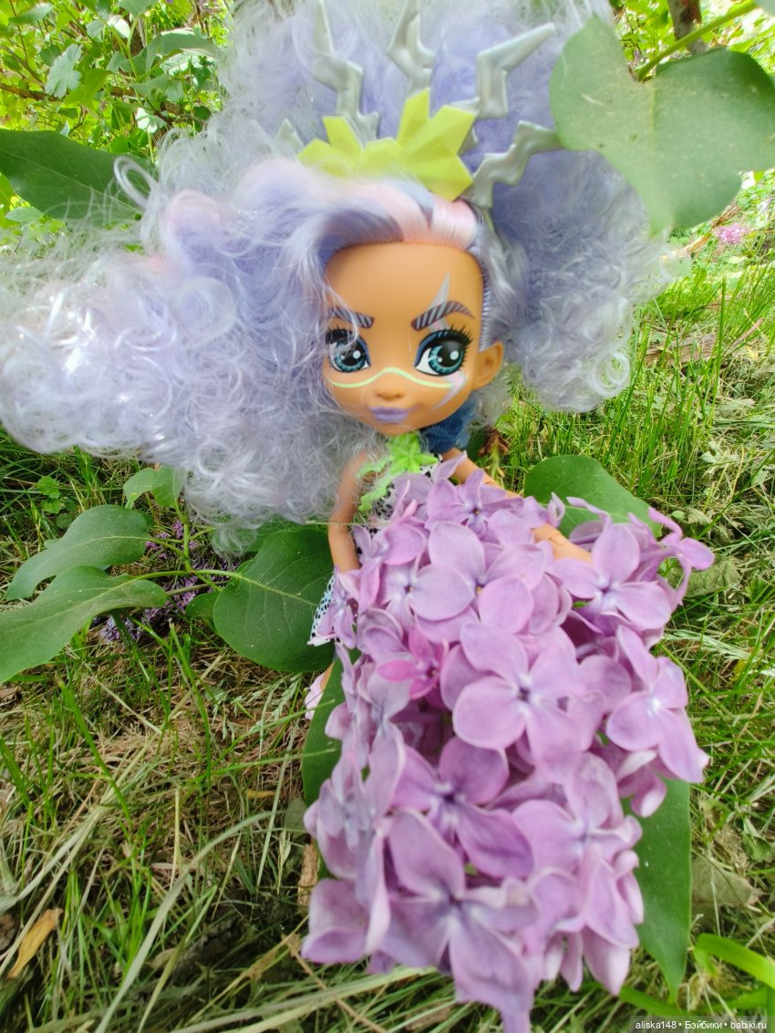 Цветы и куклы. Теперь пещерки