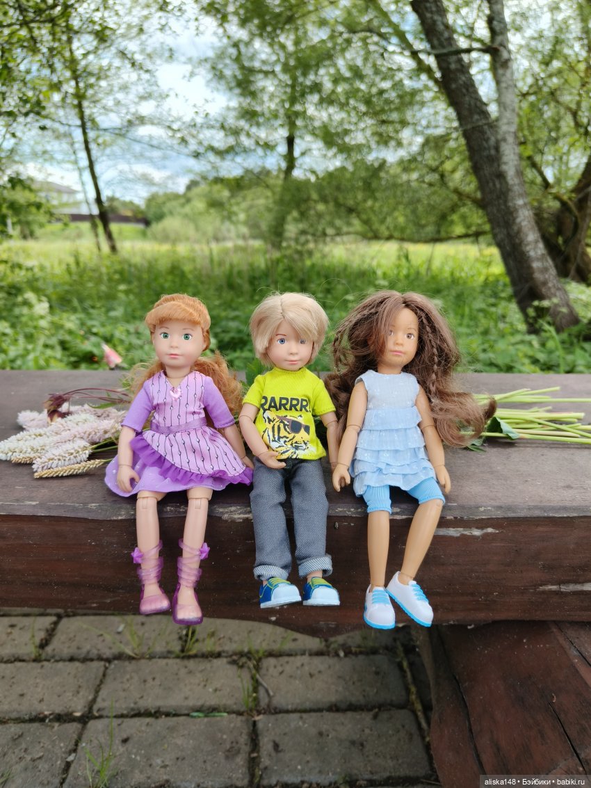 Крузики на прогулке — Игровые куклы разных производителей (Разное): редкие бренды