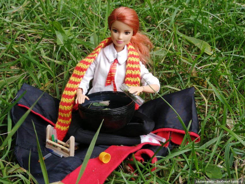 Зельеварение на коленке — Куклы Harry Potter (Гарри Поттер) Mattel: Wizarding World (фото 3)