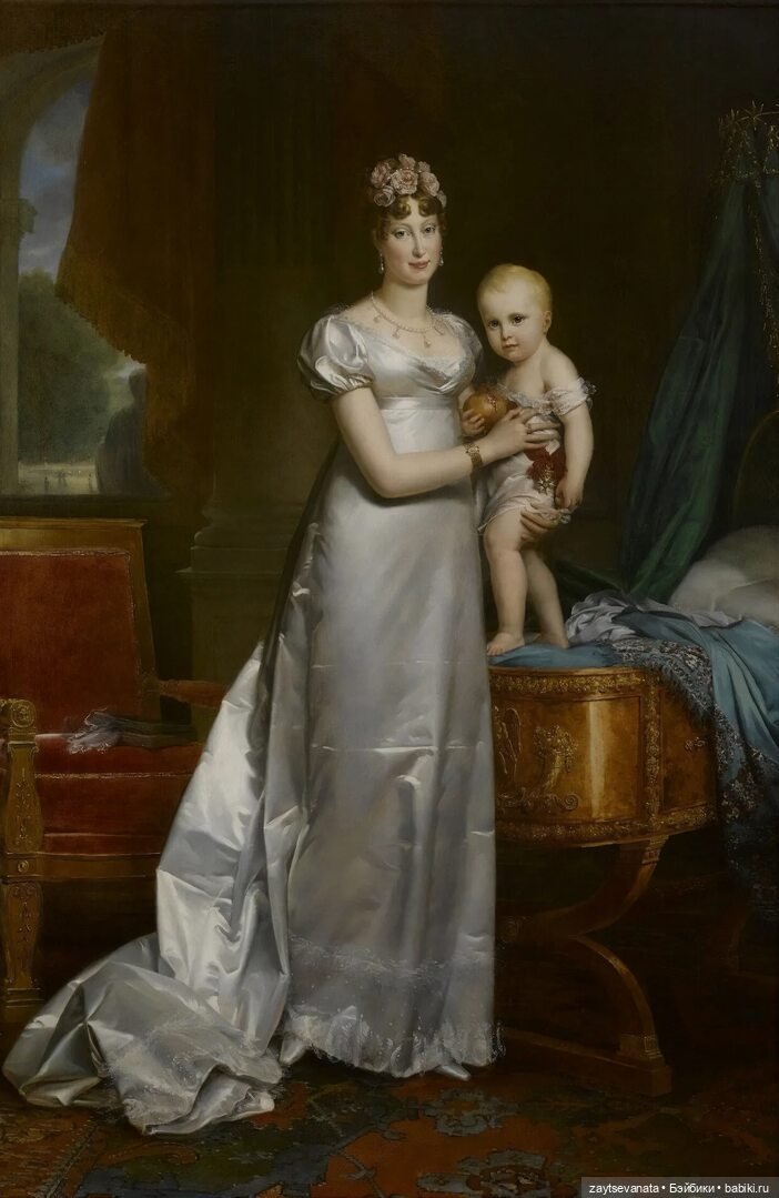 Платье Элен Курагиной: плющ, мох и дедлайны (фото 4)