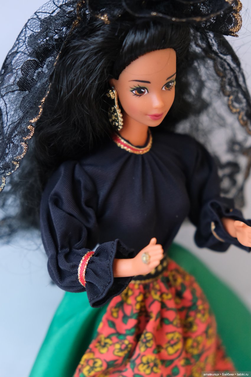 Spanish Barbie (1991). Барби из Испании I Распаковка (фото 9)