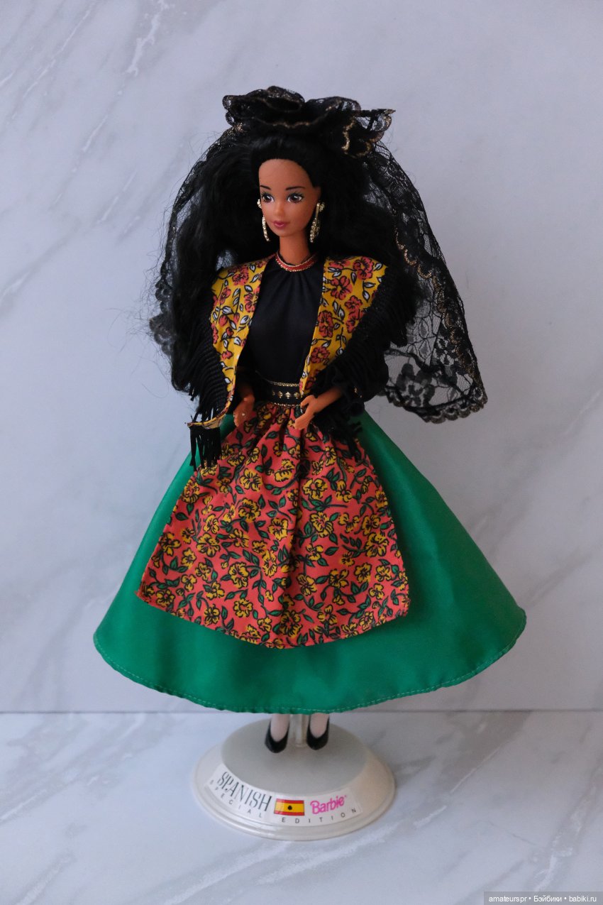 Spanish Barbie (1991). Барби из Испании I Распаковка (фото 5)