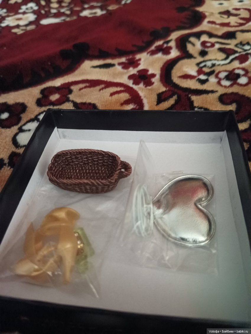 День космонавтики, а у меня посылочка пришла