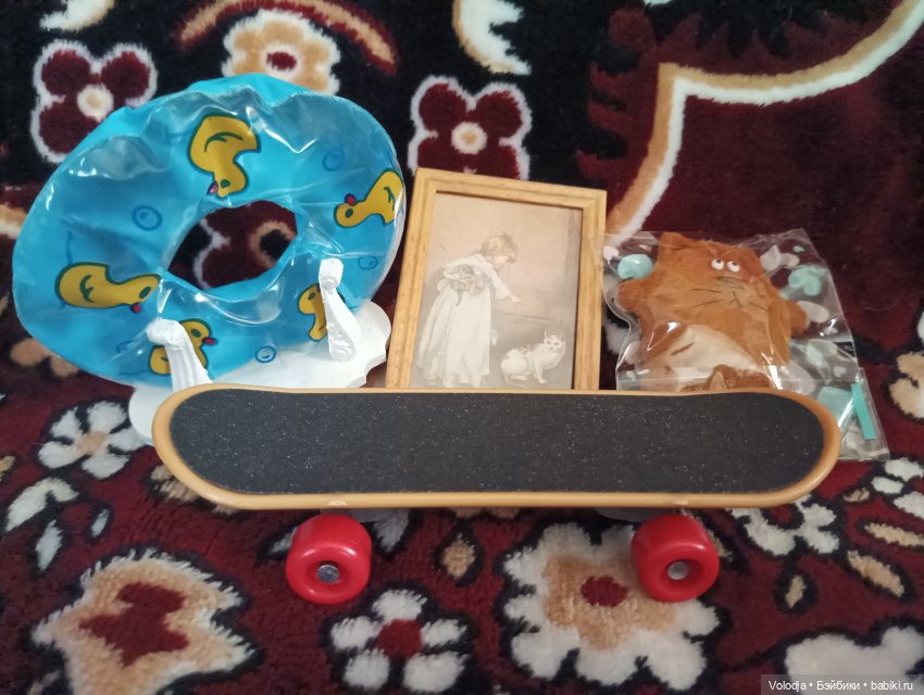 День космонавтики, а у меня посылочка пришла