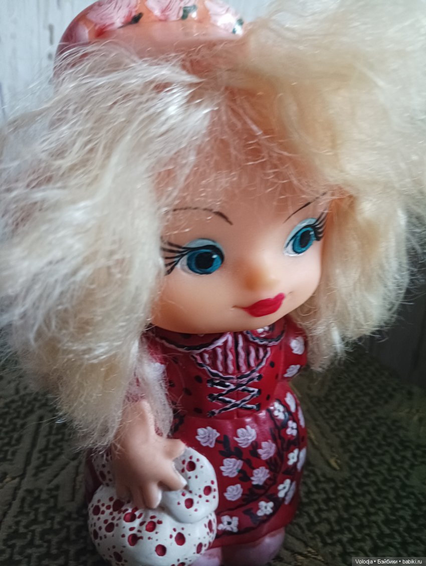 Красные Шапочки Донецкой фабрики игрушек