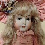 Антикварная красотка Max Handwerck