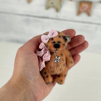 Тедди мишка Нори