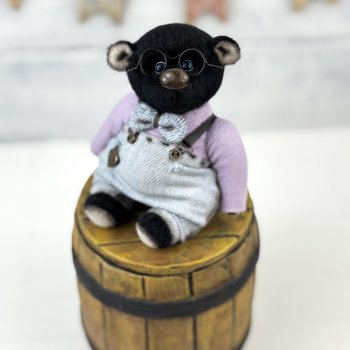 Тедди мишка Ваня с джинсовым дружочком.