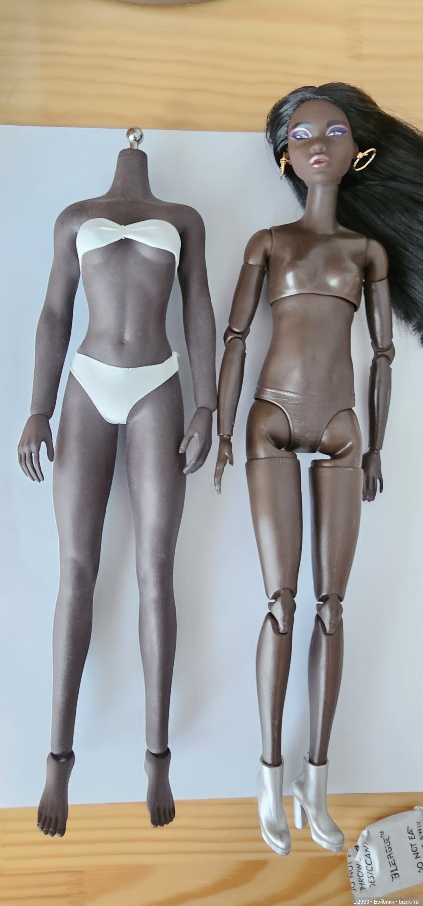 Barbie Signature Black Barbie by Kitty Black Perkins (фото 7)