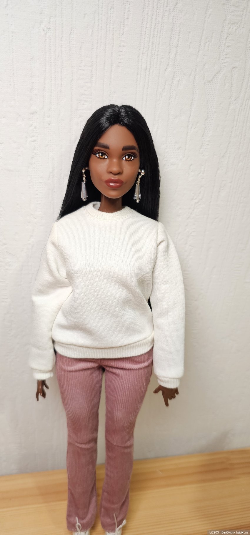 Лейла Бруклин — Куклы Barbie (Барби): Looks