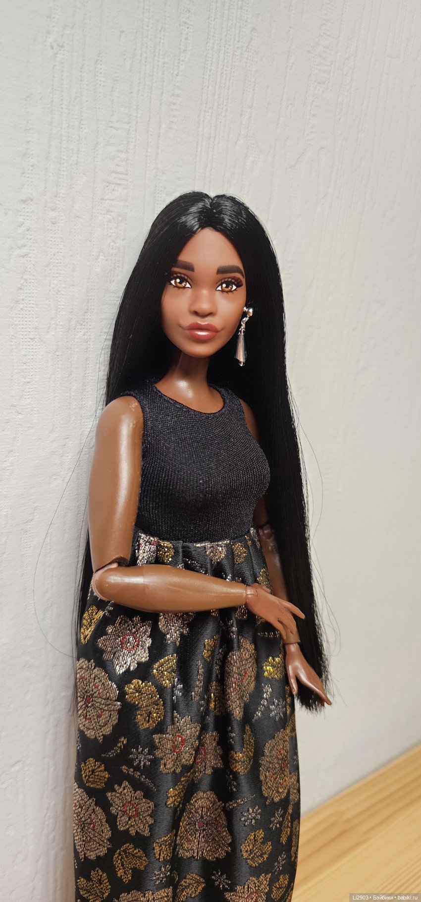 Лейла Бруклин — Куклы Barbie (Барби): Looks