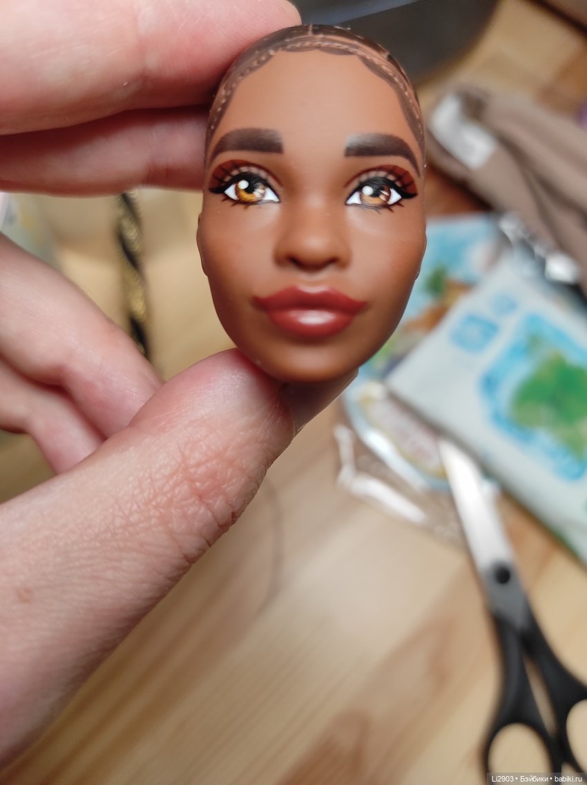 Лейла Бруклин — Куклы Barbie (Барби): Looks (фото 4)