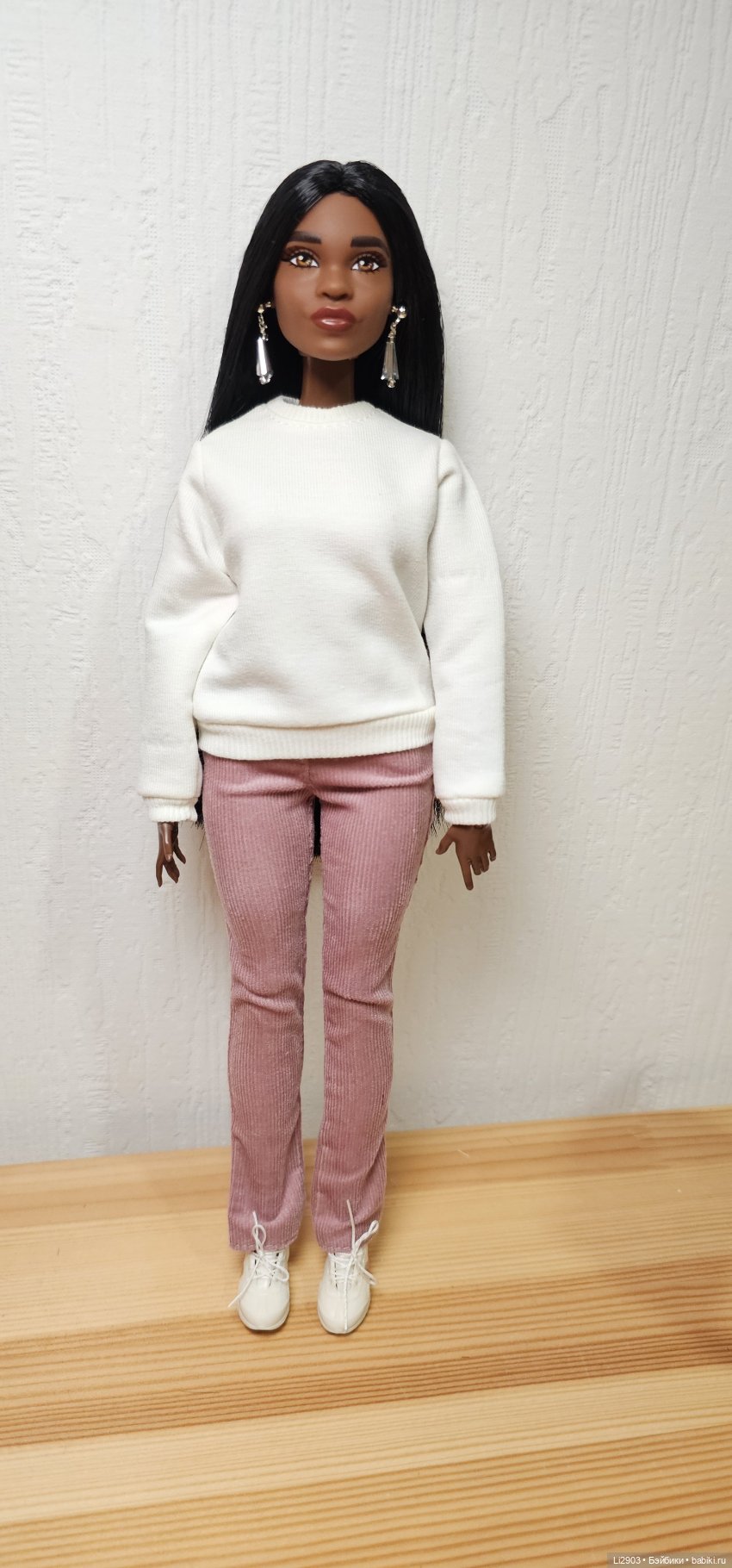 Лейла Бруклин — Куклы Barbie (Барби): Looks (фото 10)