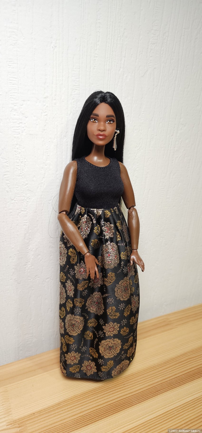 Лейла Бруклин — Куклы Barbie (Барби): Looks