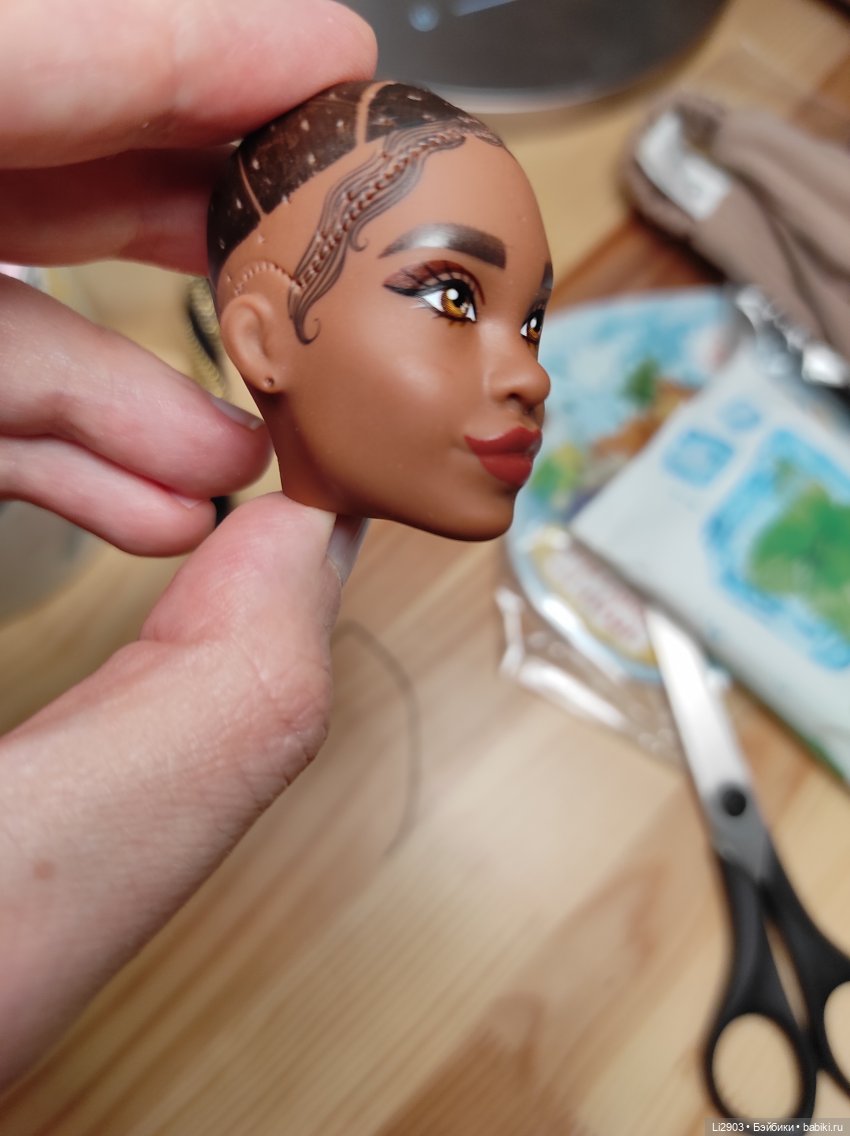 Лейла Бруклин — Куклы Barbie (Барби): Looks (фото 5)