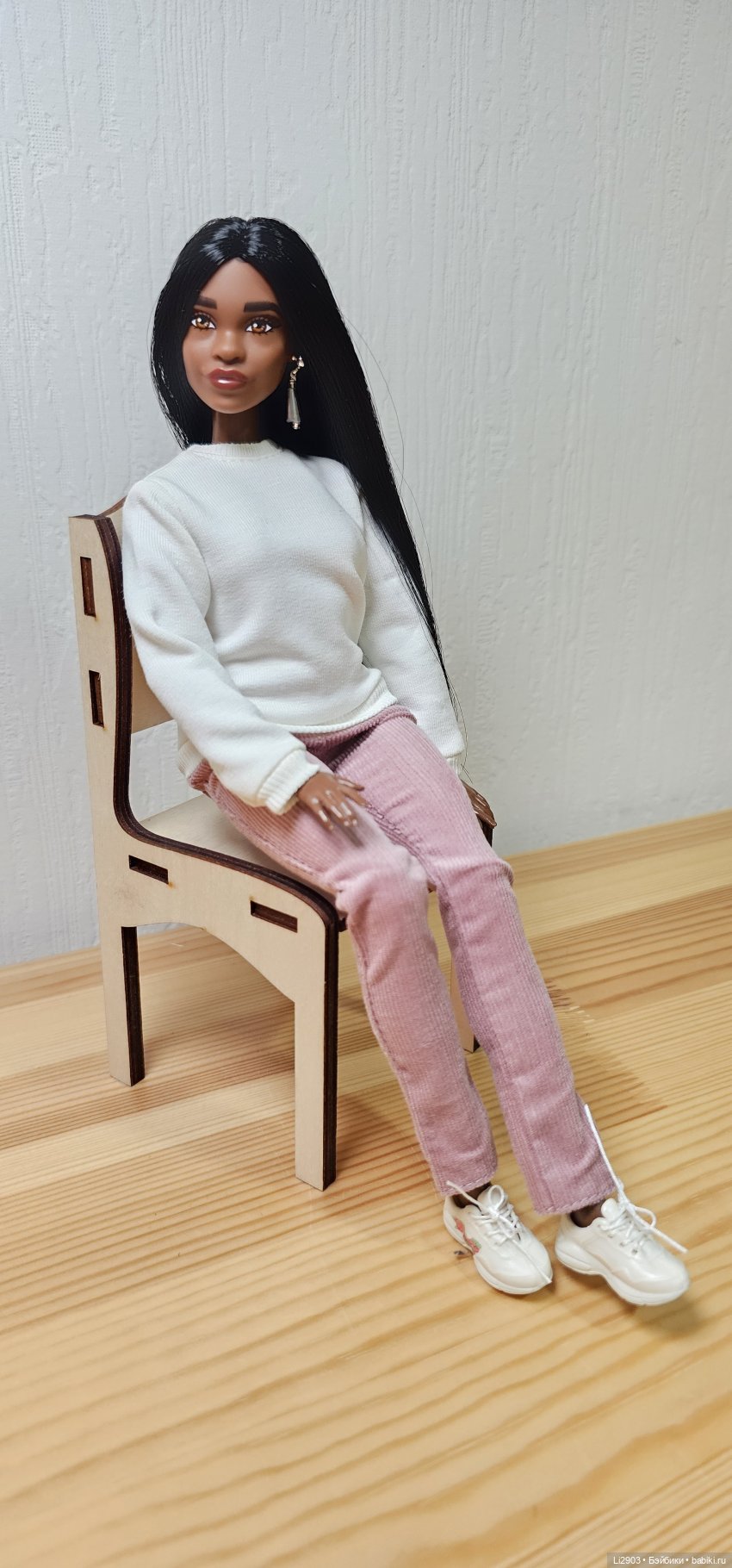 Лейла Бруклин — Куклы Barbie (Барби): Looks