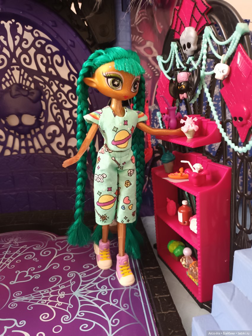 Гостья из другого мира — Игровые куклы разных производителей (Разное): редкие бренды (фото 2)