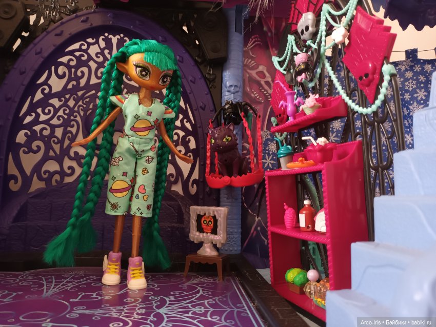 Гостья из другого мира — Игровые куклы разных производителей (Разное): редкие бренды