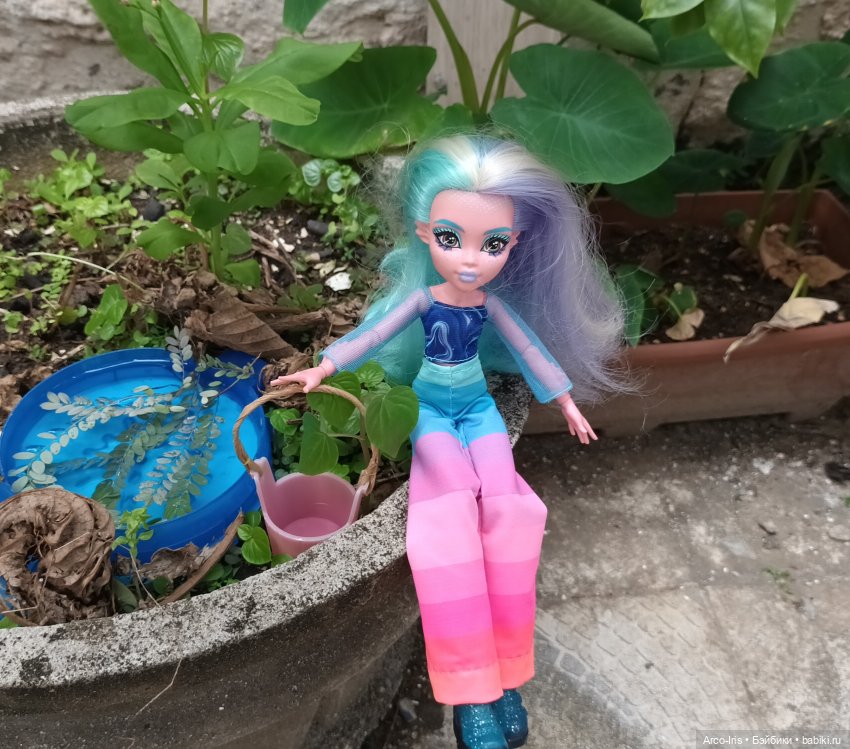 Мандрагоровы штаны — Куклы Monster High и Ever After High: G1