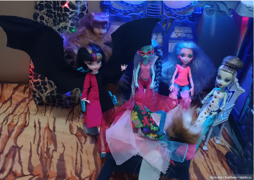 Динозавры и ветер в поле — Куклы Monster High и Ever After High: G1 (фото 5)