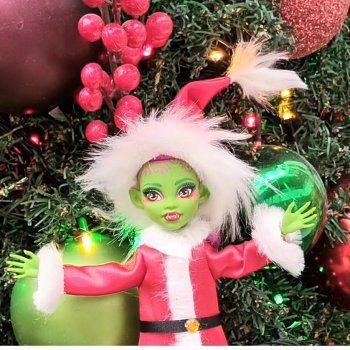 Какое всё красивое, какое всё зелёное! Или: Осторожно, Гринч !