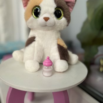 Кошечка из шара Zuru