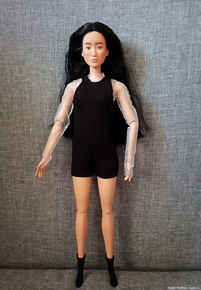 Распаковка-обзор Barbie Vera Wang (фото 6)