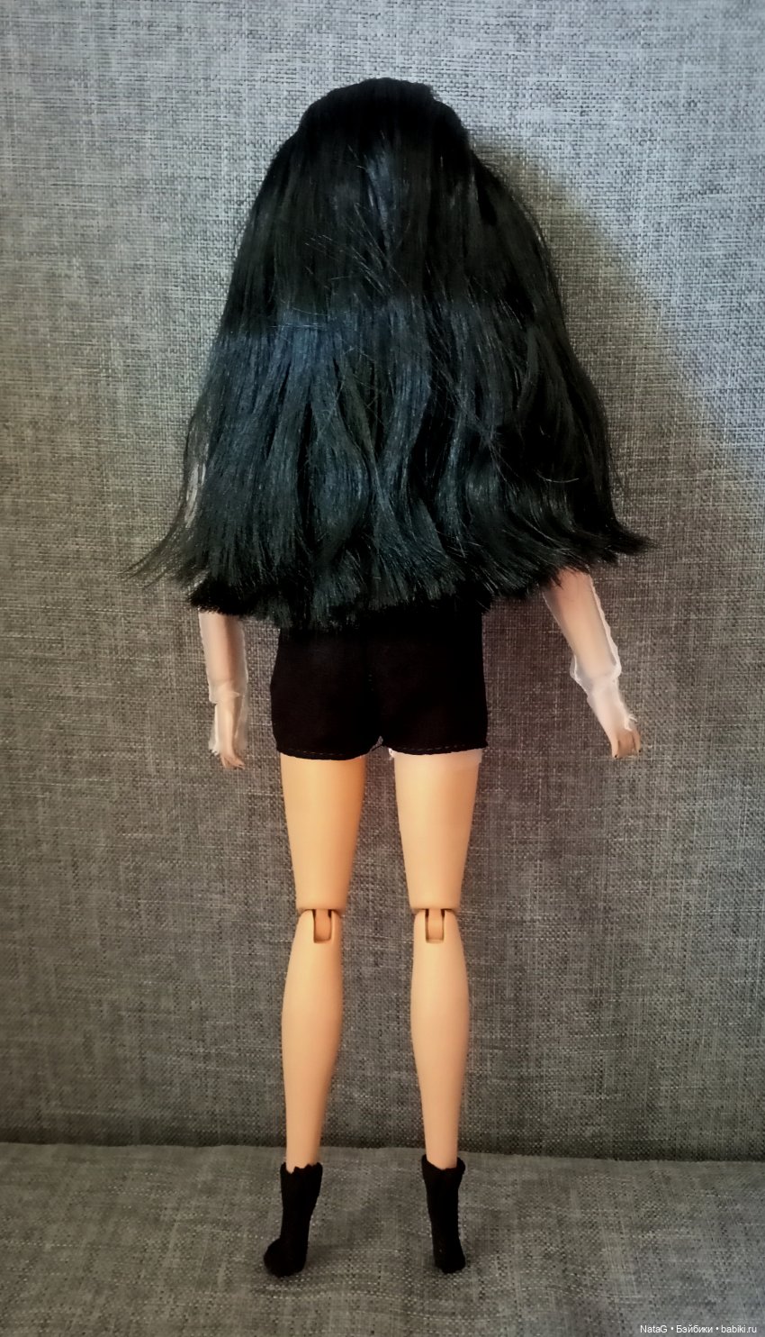 Распаковка-обзор Barbie Vera Wang (фото 7)