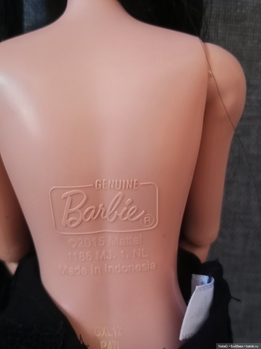 Распаковка-обзор Barbie Vera Wang