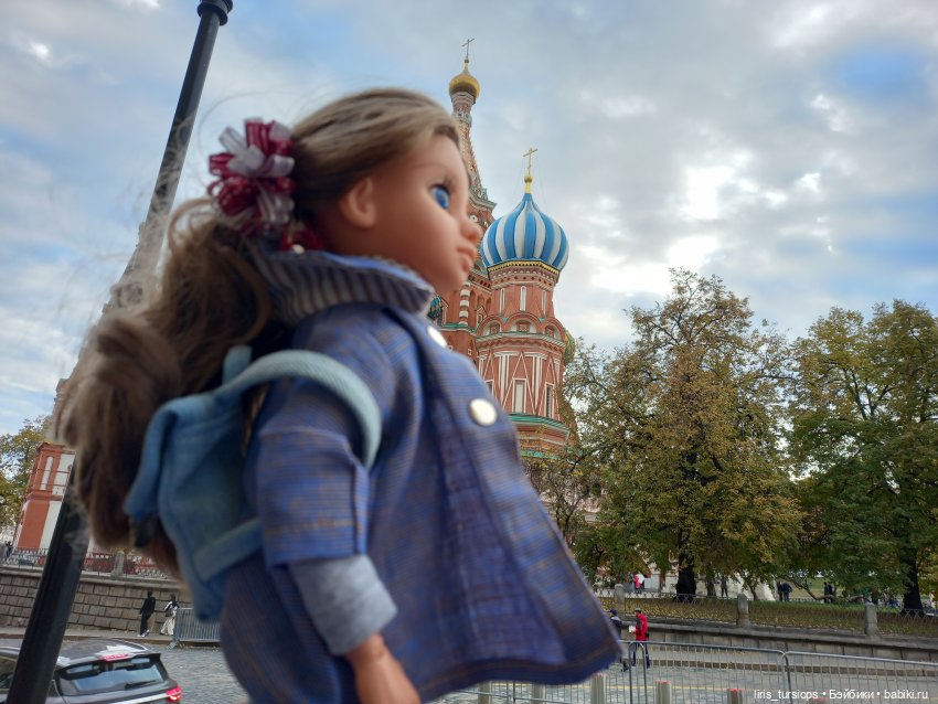 Мирэя и осенняя Москва — Российские куклы Весна (фото 5)