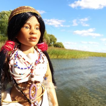 Храбрая Ласточка из племени Хупа