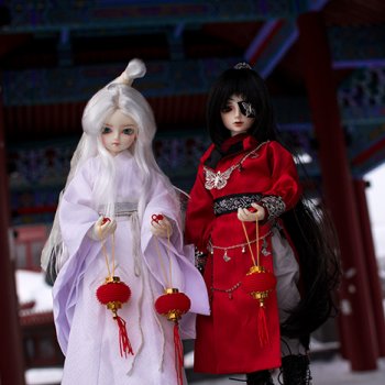 Эмин и Жоэ в зимнем парке