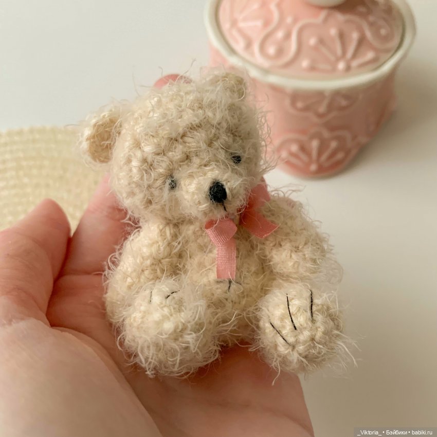 Куколка и медвежата — Вязаные игрушки и амигуруми: крючком (фото 4)