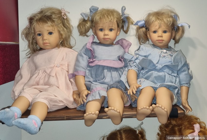 Мы с девочками просим прощения за тапкофото. Алиса. Алина. Алиса. Очень жаль,что информация по куклам Элизабет Линднер так мало