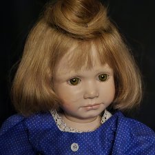 Девочка от Ruth Treffeisen