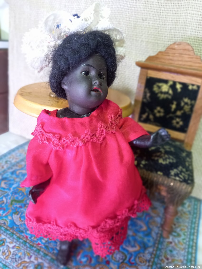 Нижнее платье для антикварной куклы