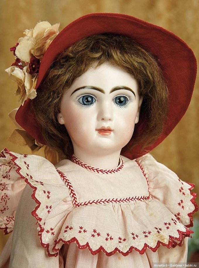 Платья для антикварных кукол с декором тесьмой