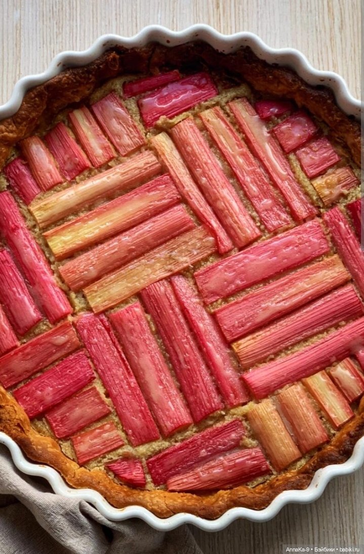 Готовим вместе с Гюльденштедтией фон Монфиллой пирог со спаржей и варенье из ревеня | Бэйбики Готовим вместе с Гюльденштедтией фон Монфиллой пирог со спаржей и варенье из ревеня