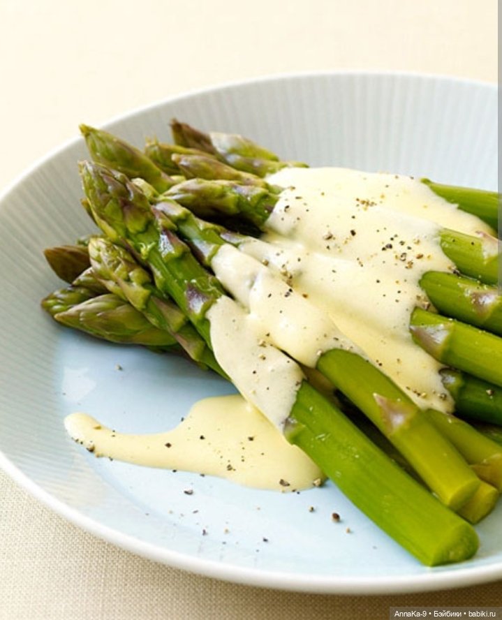 Готовим вместе с Гюльденштедтией фон Монфиллой пирог со спаржей и варенье из ревеня | Бэйбики Готовим вместе с Гюльденштедтией фон Монфиллой пирог со спаржей и варенье из ревеня