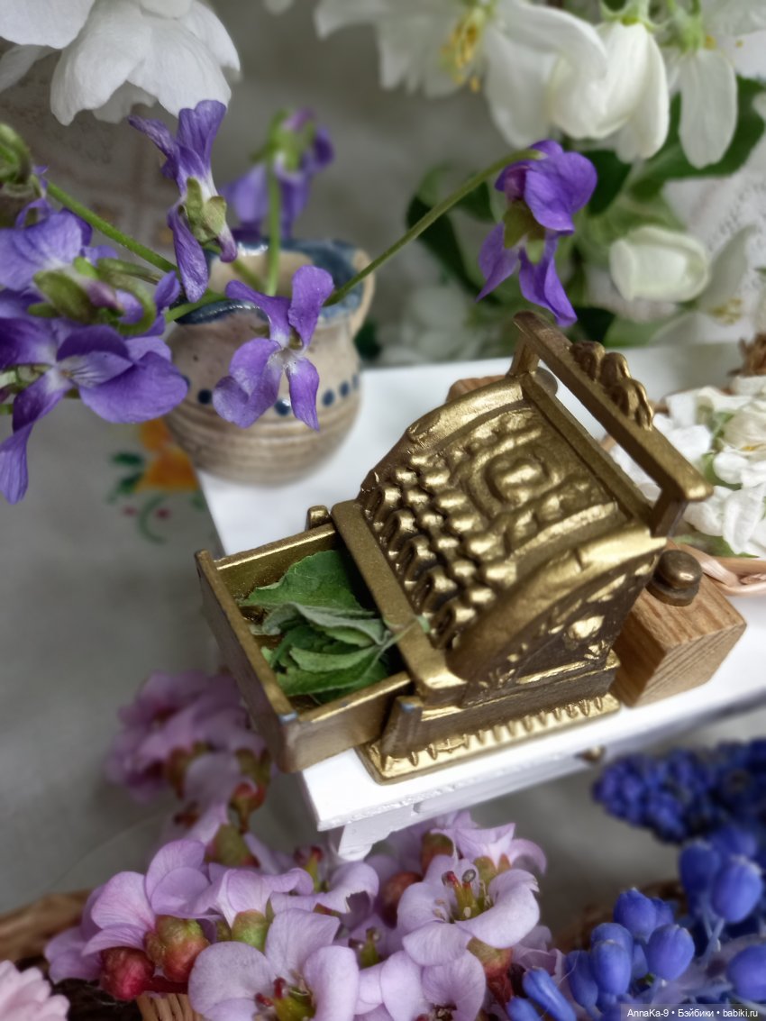 Цветочный магазин Тюлип — Антикварные куклы Mignonette (Миньонетта): карманные (фото 3)