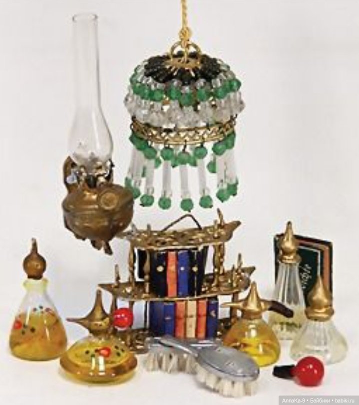 Антикварные люстры, настольные лампы для кукольных интерьеров