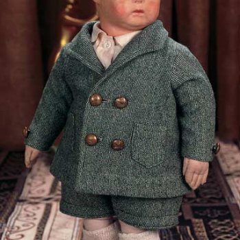 Вязанные наряды и костюмчики на антикварных кукол мальчиков
