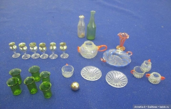 Антикварные кукольные сервизы из стекла